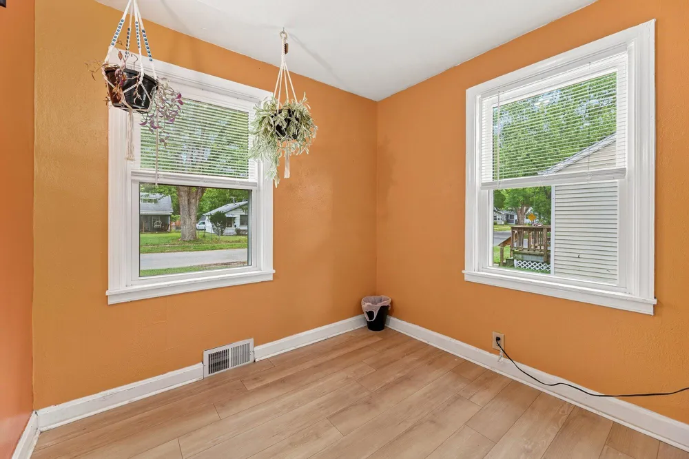 3509 Hoover Street Kalamazoo, MI 49008