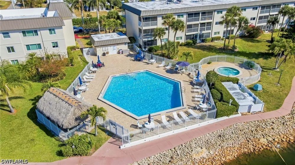 Manatee Road #B304 Naples, FL 34114