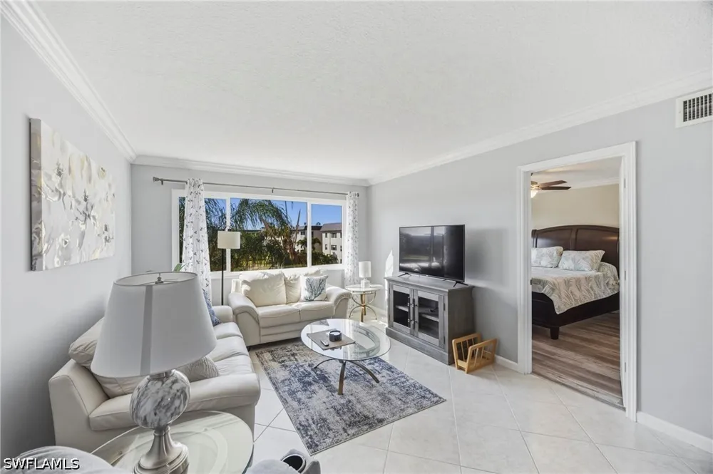 Manatee Road #B304 Naples, FL 34114