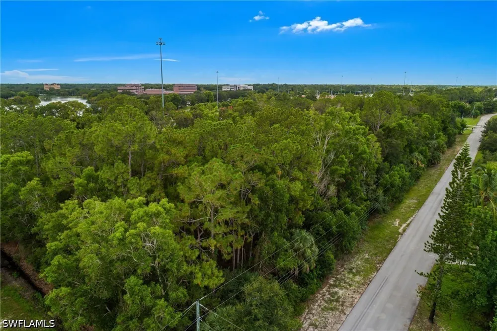 Soll Street Naples, FL 34109