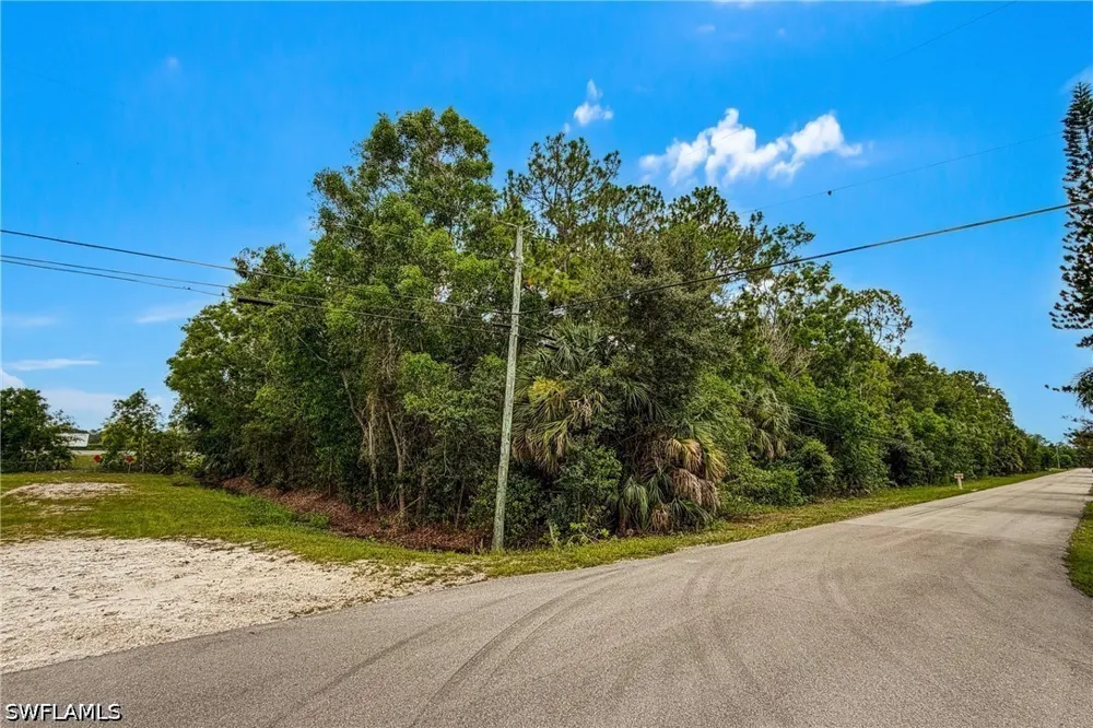 Soll Street Naples, FL 34109