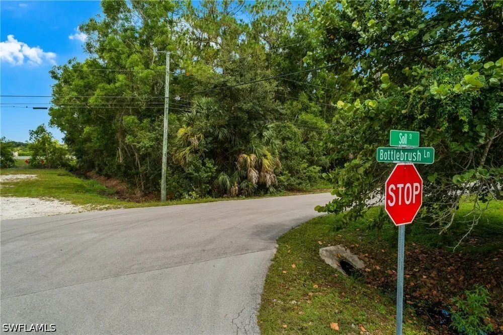 Soll Street Naples, FL 34109