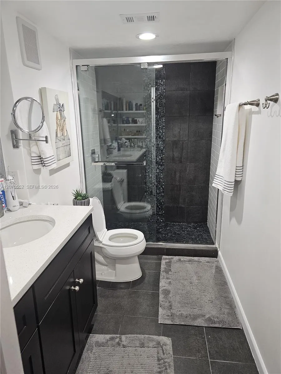 20160 NE 3rd Ct #8 Miami, FL 33179