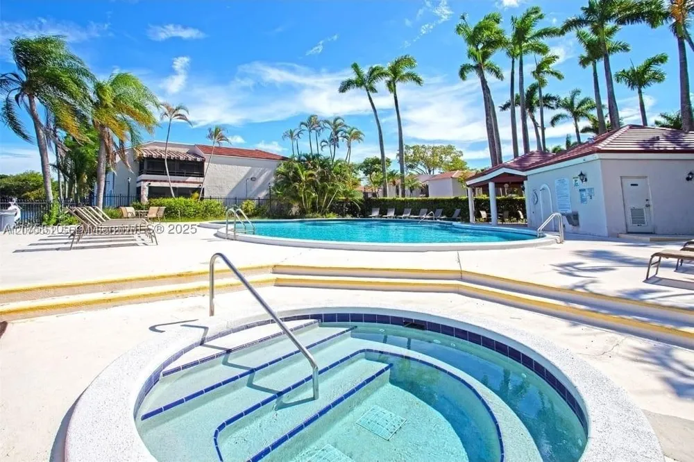 20160 NE 3rd Ct #8 Miami, FL 33179