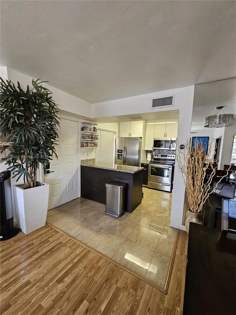 20160 NE 3rd Ct #8 Miami, FL 33179