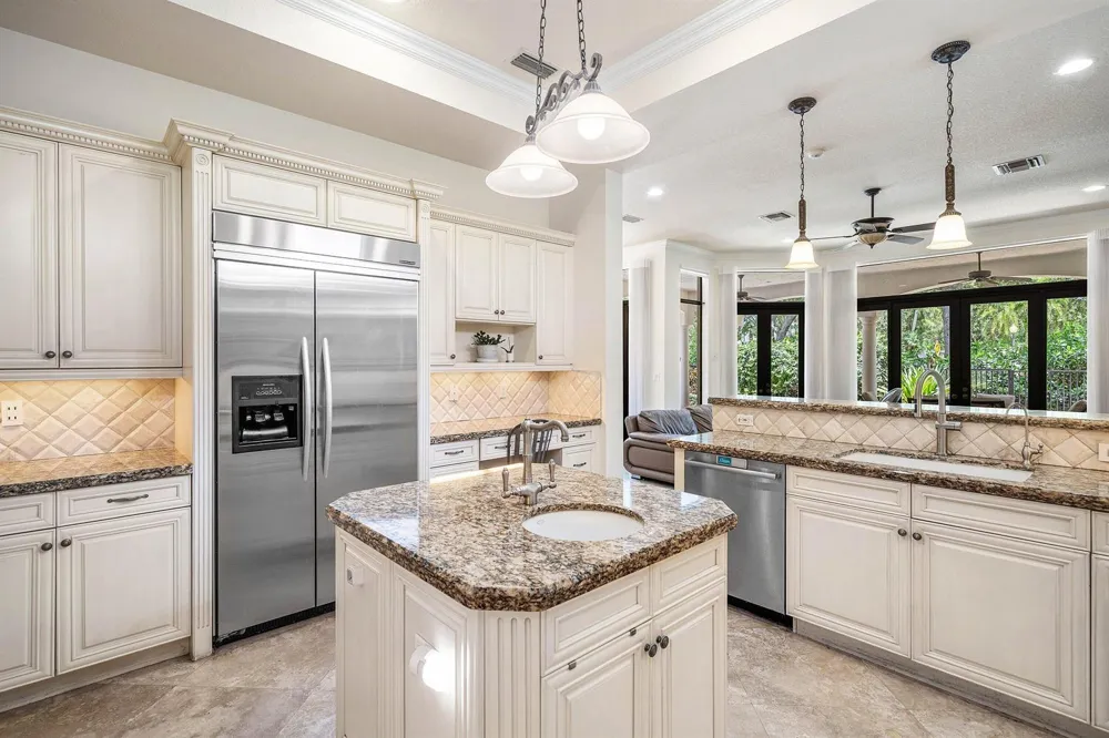 17738 Lake Azure Way Boca Raton, FL 33496