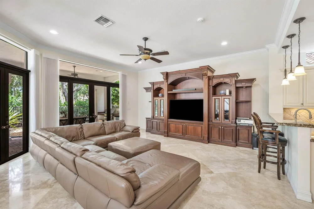 17738 Lake Azure Way Boca Raton, FL 33496