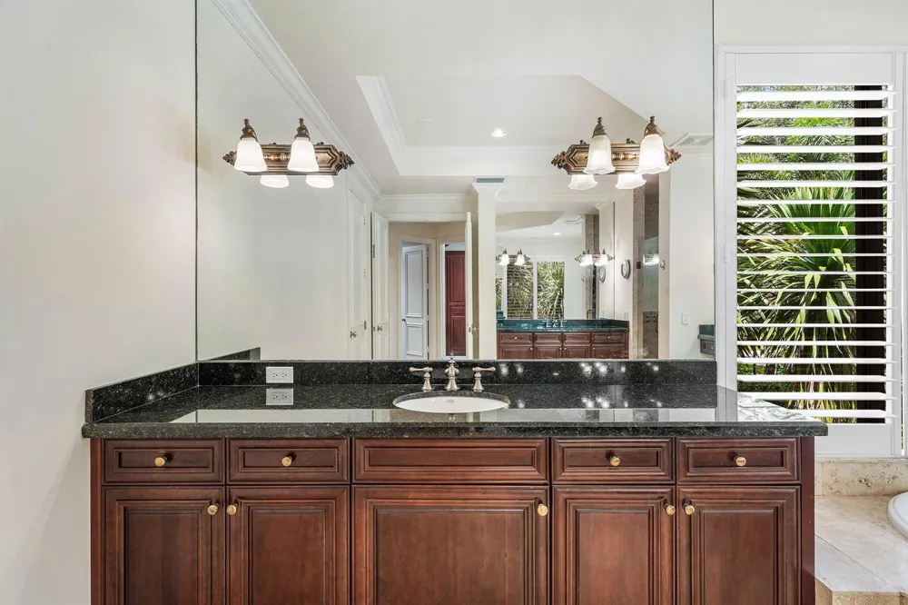 17738 Lake Azure Way Boca Raton, FL 33496