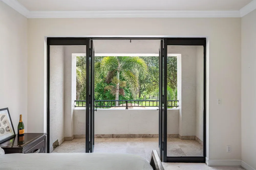 17738 Lake Azure Way Boca Raton, FL 33496
