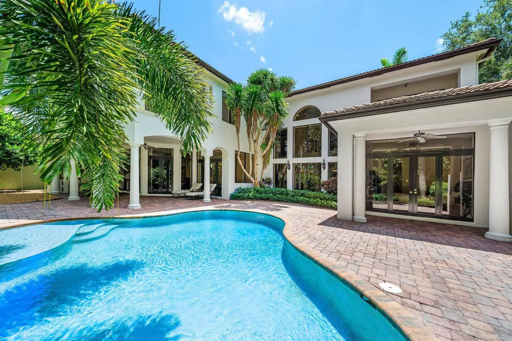 17738 Lake Azure Way Boca Raton, FL 33496