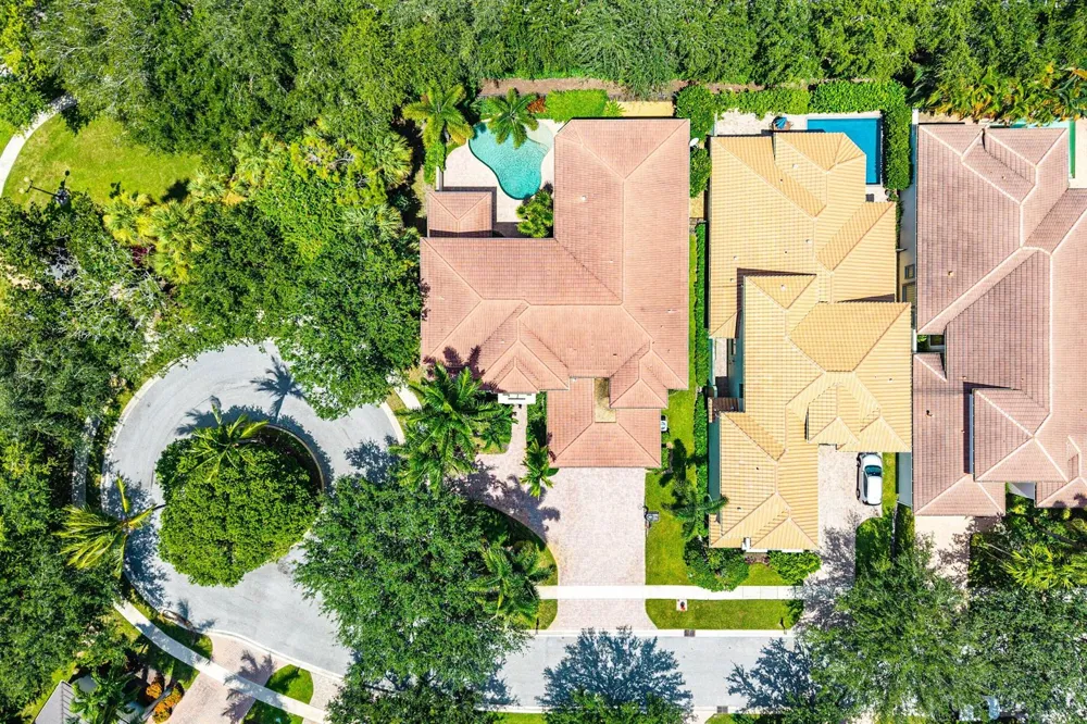 17738 Lake Azure Way Boca Raton, FL 33496