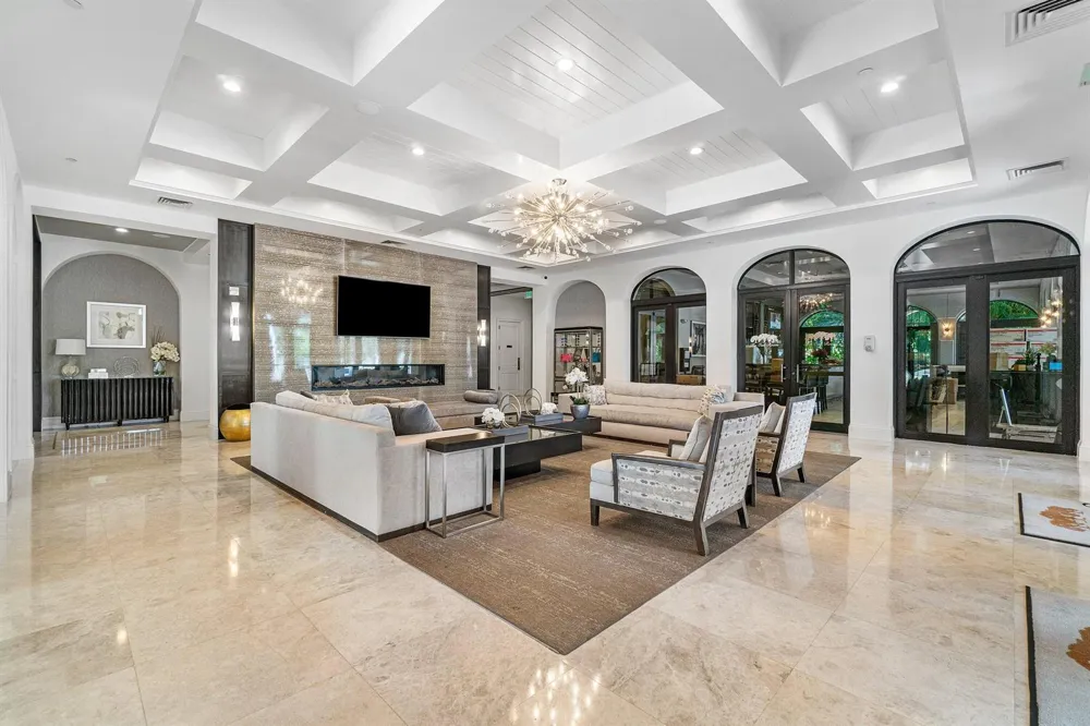 17738 Lake Azure Way Boca Raton, FL 33496