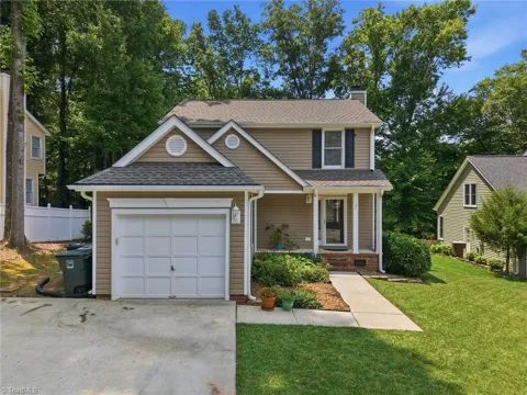 5 Thames Court