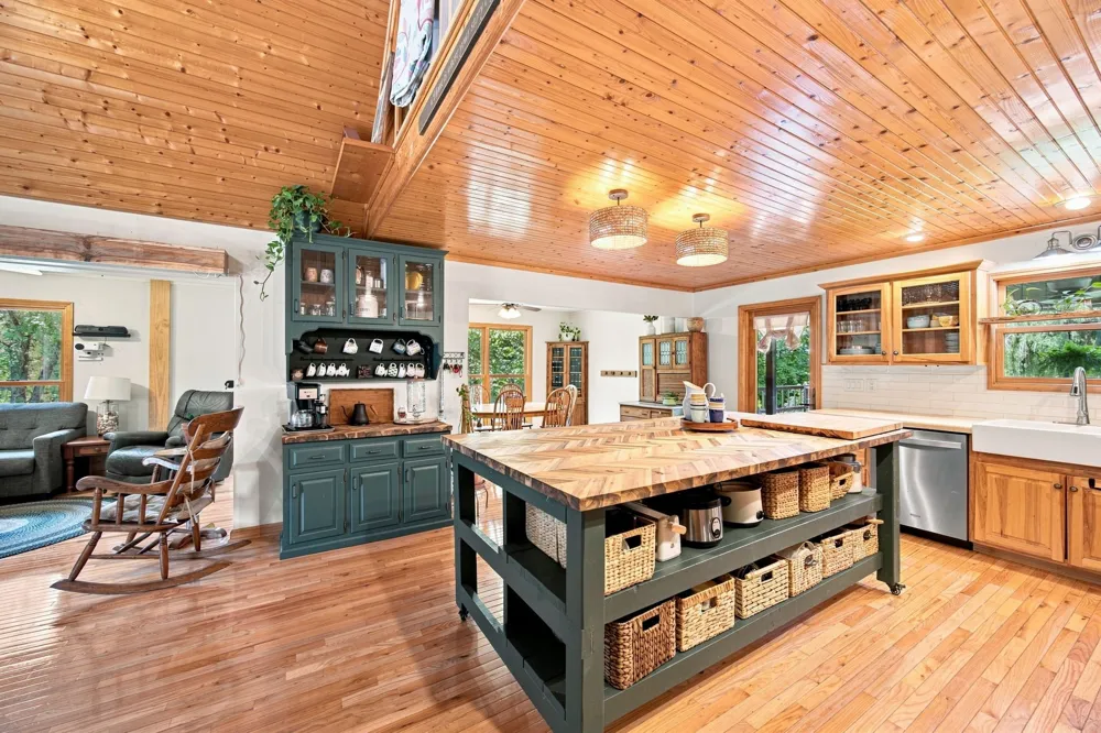 2362 Euchee Rd Ten Mile, TN 37880