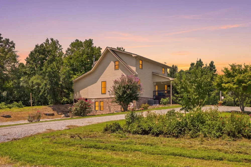 2362 Euchee Rd Ten Mile, TN 37880