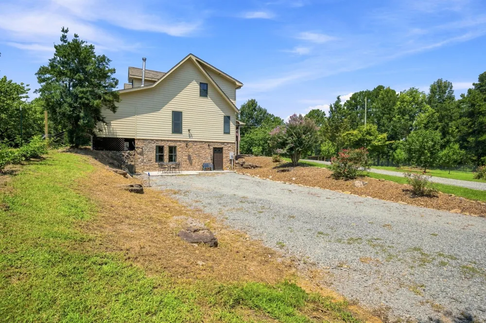 2362 Euchee Rd Ten Mile, TN 37880