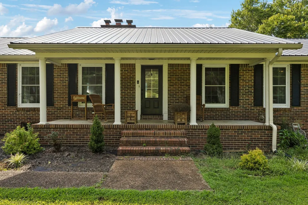 216 Napier Lake Rd Hohenwald, TN 38462