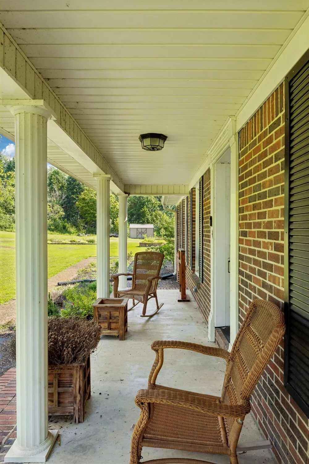216 Napier Lake Rd Hohenwald, TN 38462