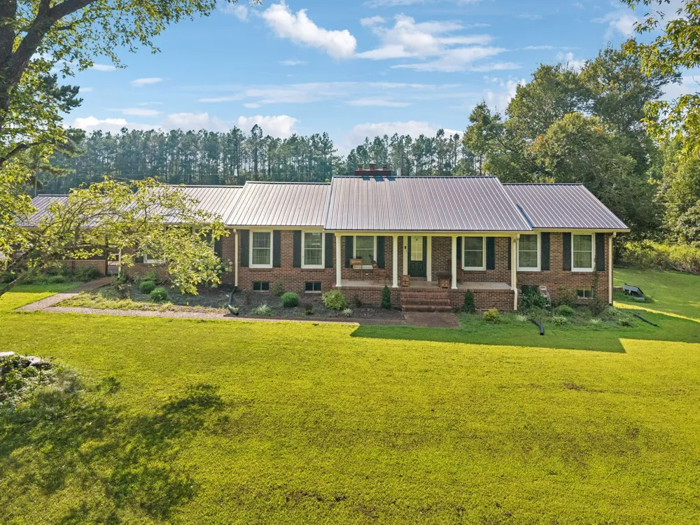 216 Napier Lake Rd Hohenwald, TN 38462
