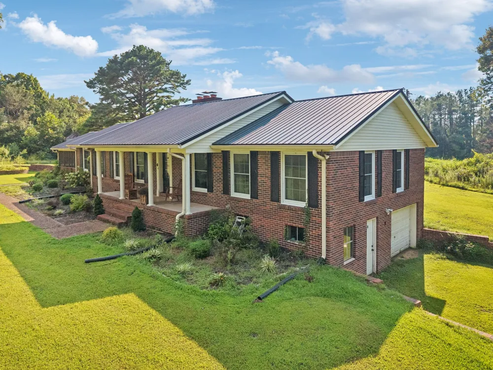 216 Napier Lake Rd Hohenwald, TN 38462