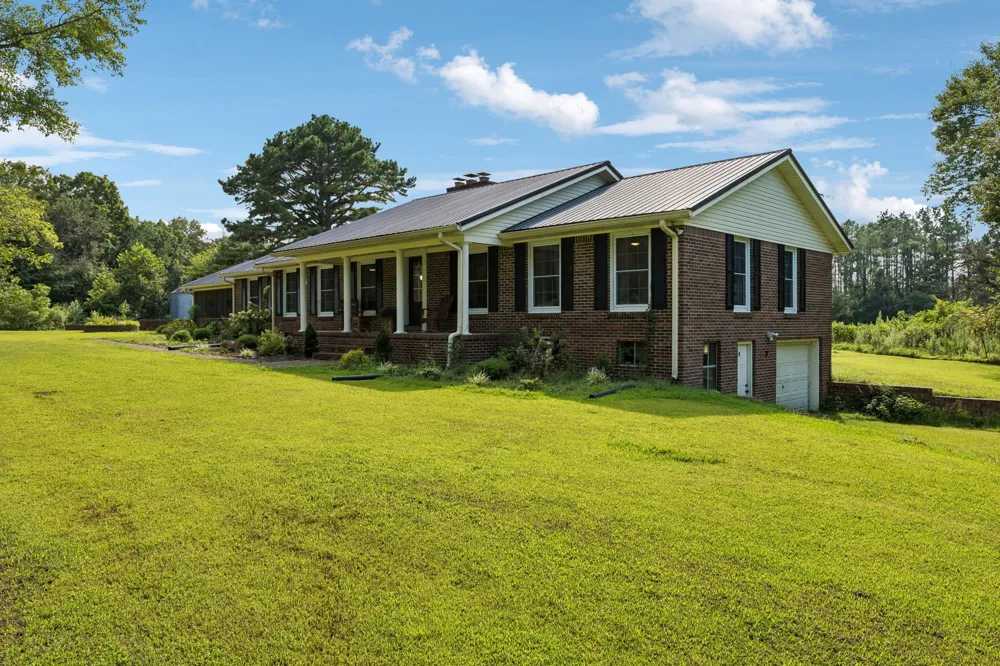 216 Napier Lake Rd Hohenwald, TN 38462