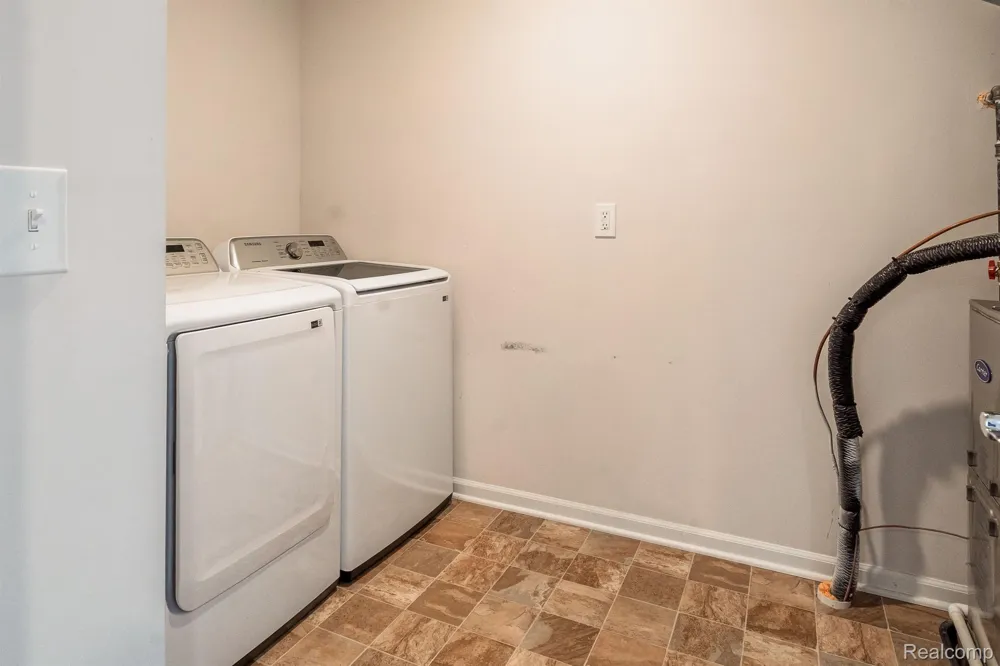 49791 LANTERN WAY Canton Charter Township, MI 48188