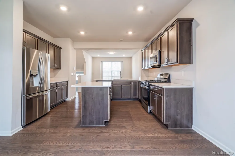 49791 LANTERN WAY Canton Charter Township, MI 48188