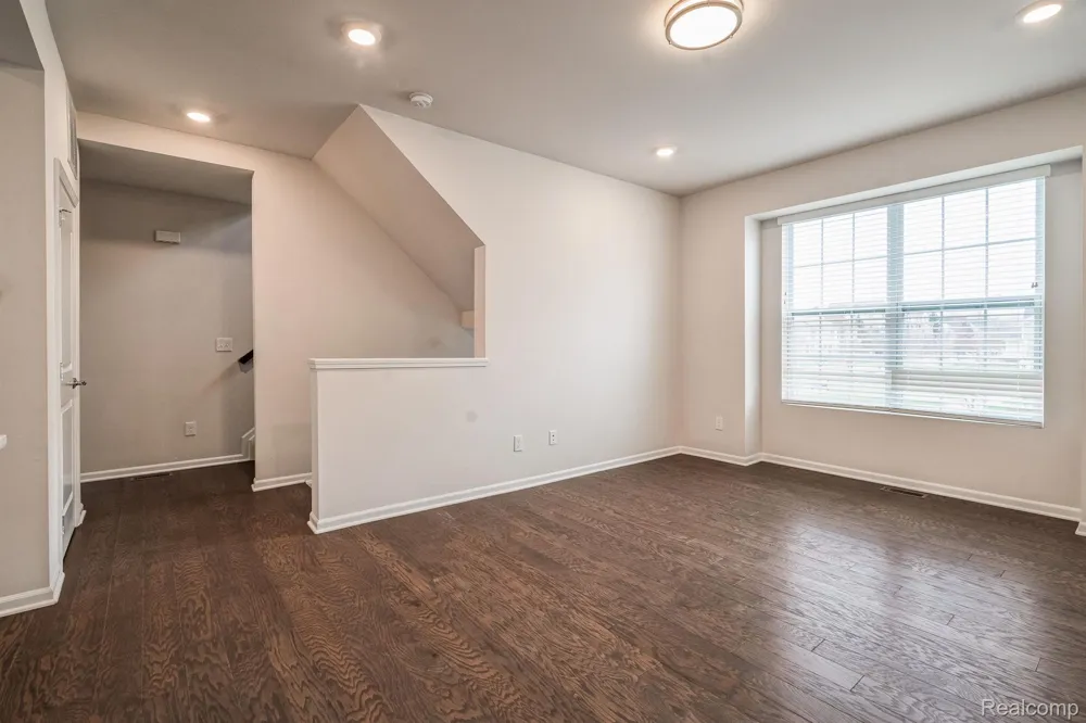49791 LANTERN WAY Canton Charter Township, MI 48188