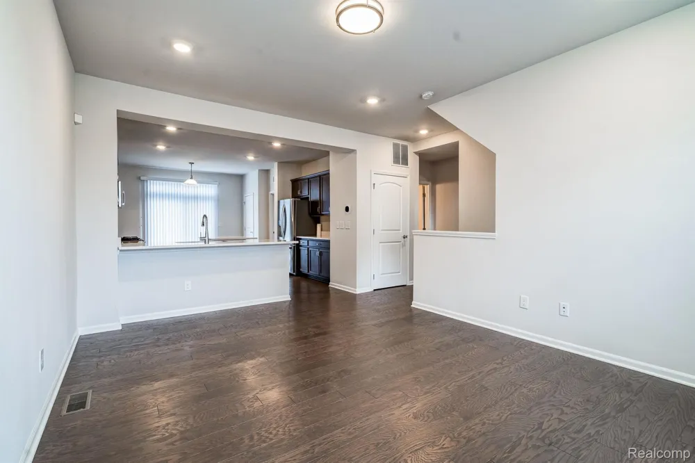 49791 LANTERN WAY Canton Charter Township, MI 48188