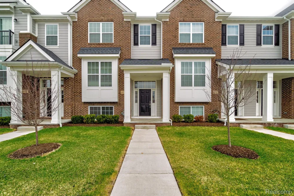 49791 LANTERN WAY Canton Charter Township, MI 48188