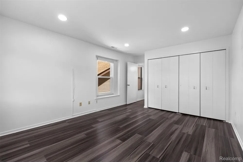 6680 Ridgefield Circle West Bloomfield Charter Township, MI 48322