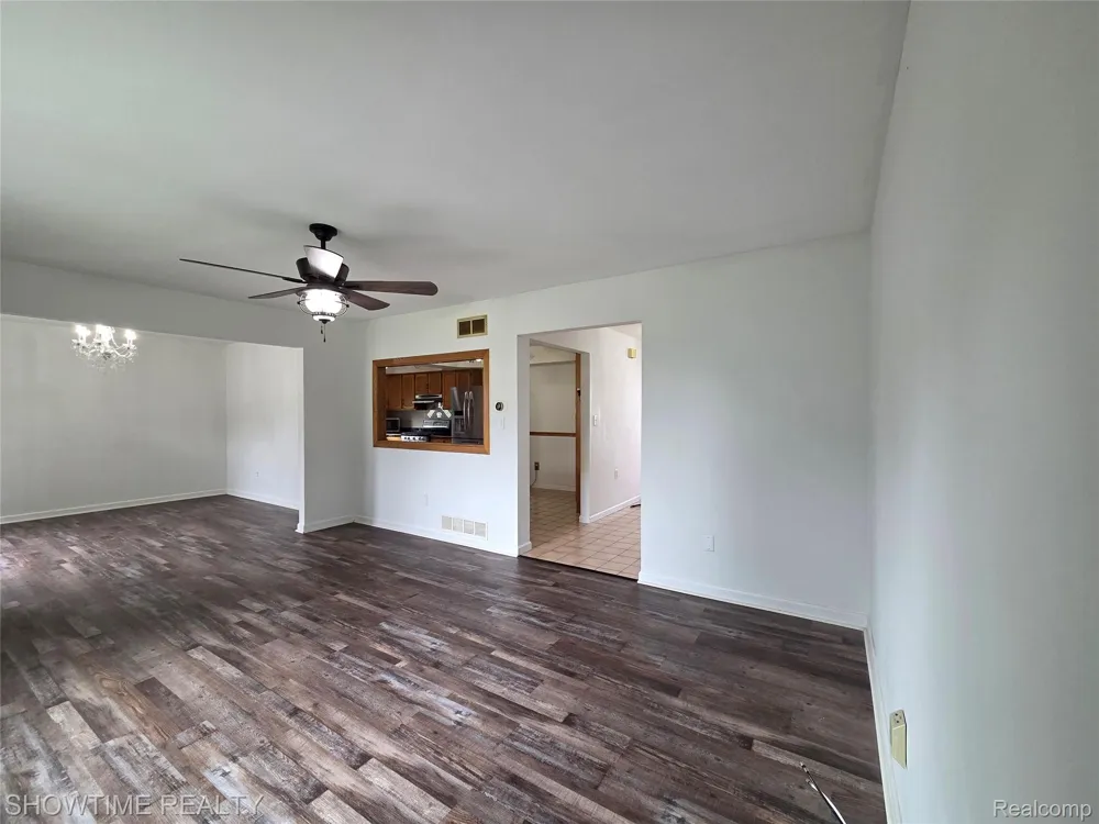 35706 Duke Drive Sterling Heights City, MI 48310