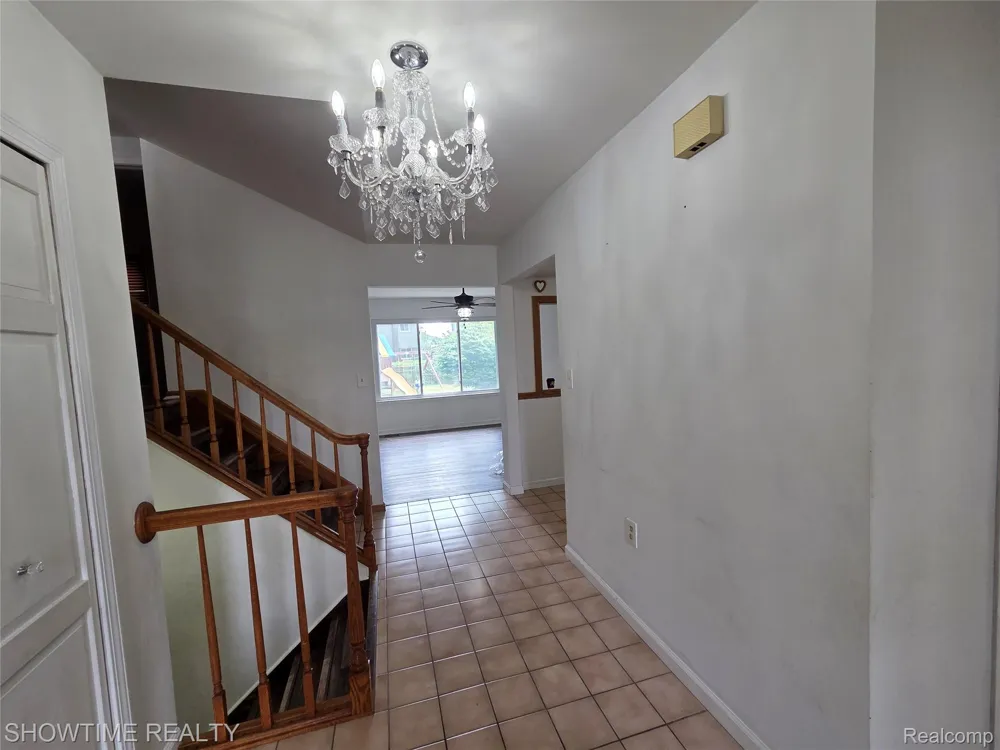 35706 Duke Drive Sterling Heights City, MI 48310