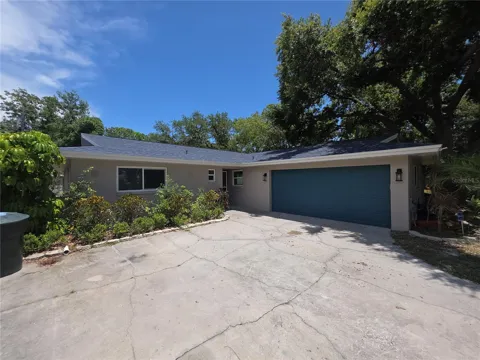 63 OAKWOOD DRIVE