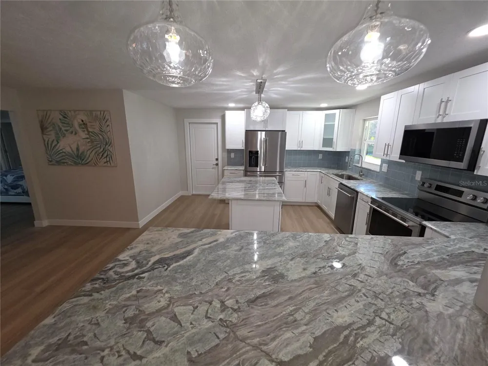63 OAKWOOD DRIVE Dunedin, FL 34698