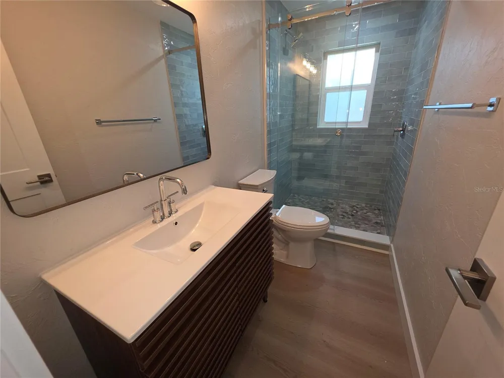 63 OAKWOOD DRIVE Dunedin, FL 34698