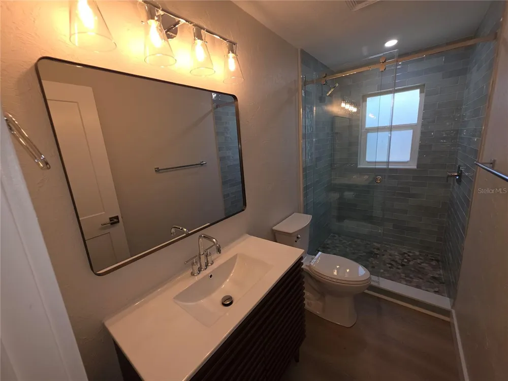 63 OAKWOOD DRIVE Dunedin, FL 34698