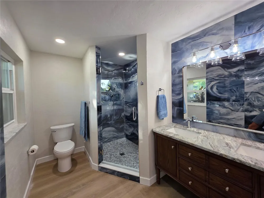 63 OAKWOOD DRIVE Dunedin, FL 34698