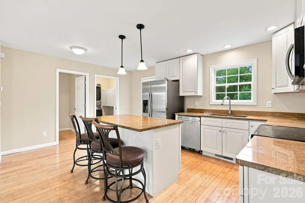 32 Jeff Drive Asheville, NC 28806
