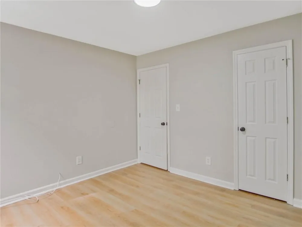 5603 Eagles Feather Lane Riverdale, GA 30274