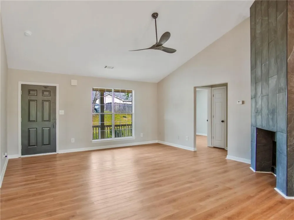 5603 Eagles Feather Lane Riverdale, GA 30274