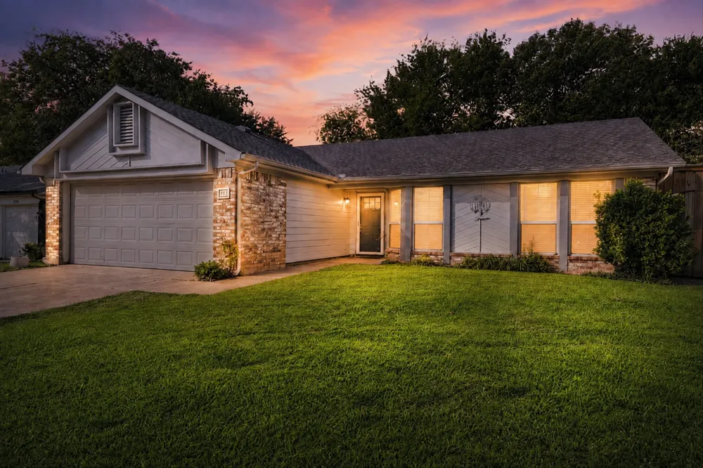 207 Mapleridge Drive Rockwall, TX 75032