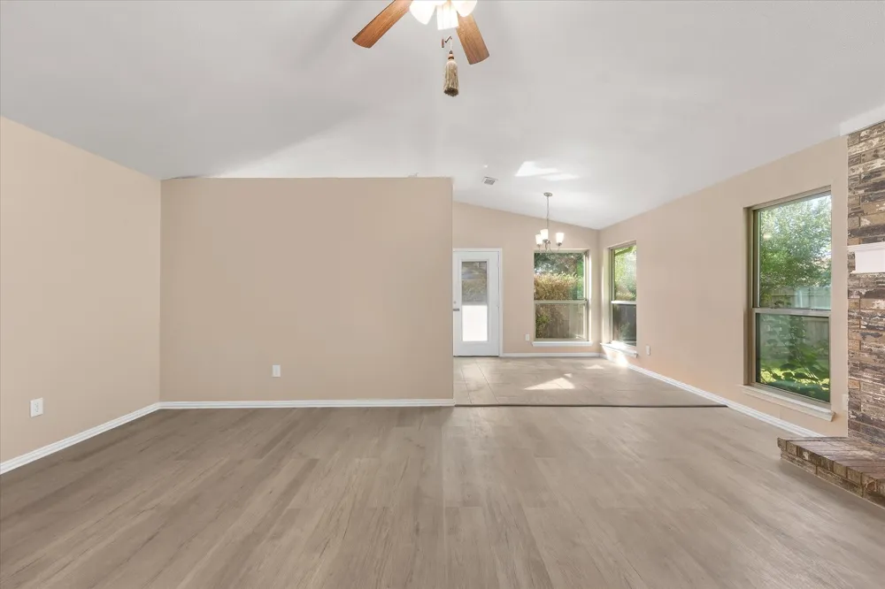 207 Mapleridge Drive Rockwall, TX 75032