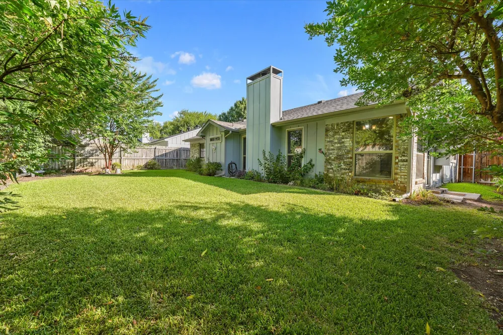 207 Mapleridge Drive Rockwall, TX 75032