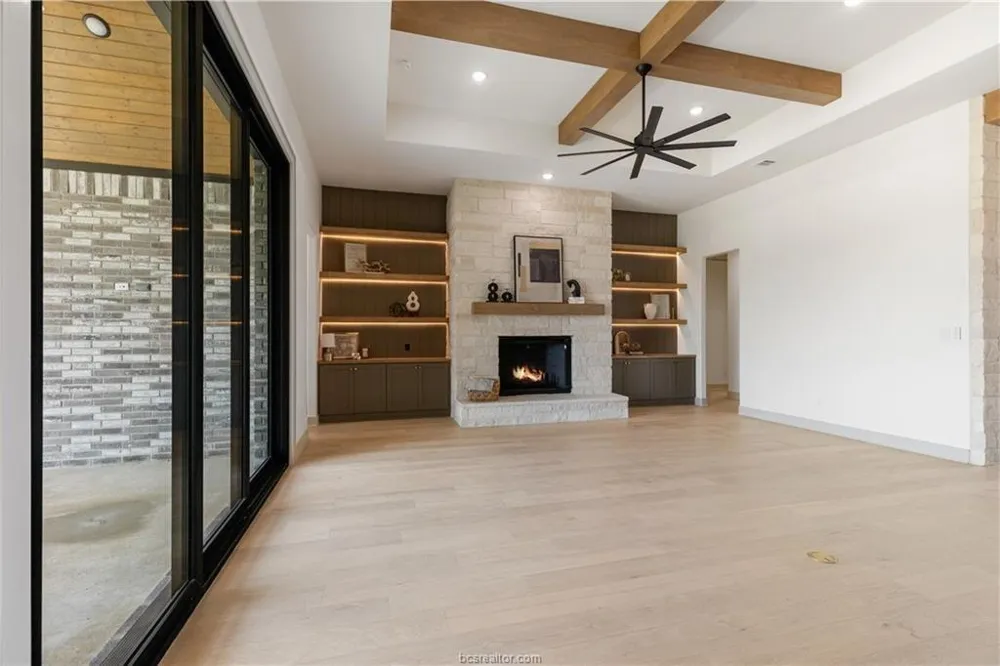 10254 Winnie Court Bryan, TX 77808
