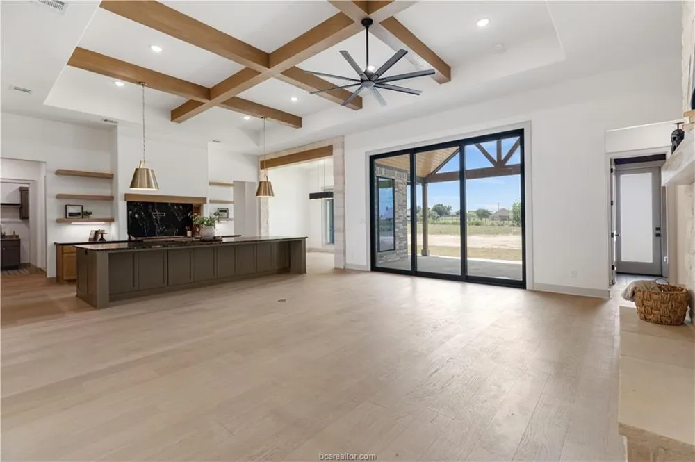 10254 Winnie Court Bryan, TX 77808