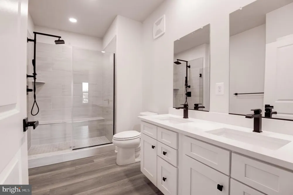 12875 MOSAIC PARK WAY #4-B Herndon, VA 20171
