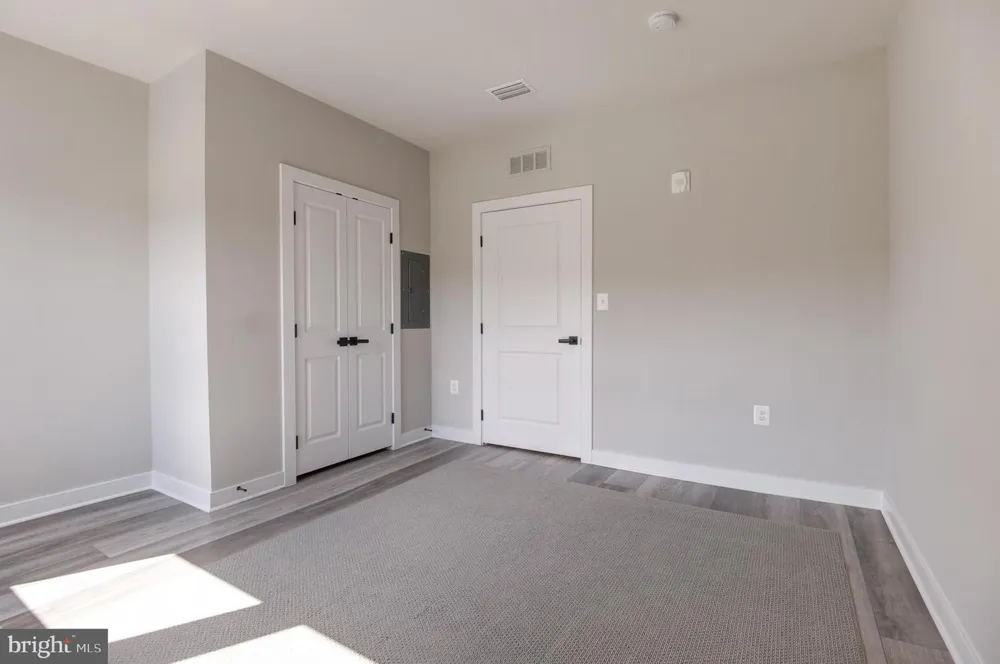12875 MOSAIC PARK WAY #4-B Herndon, VA 20171