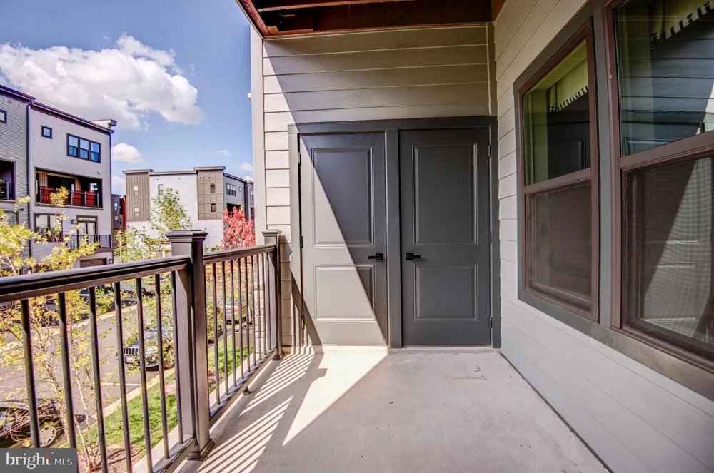 12875 MOSAIC PARK WAY #4-B Herndon, VA 20171