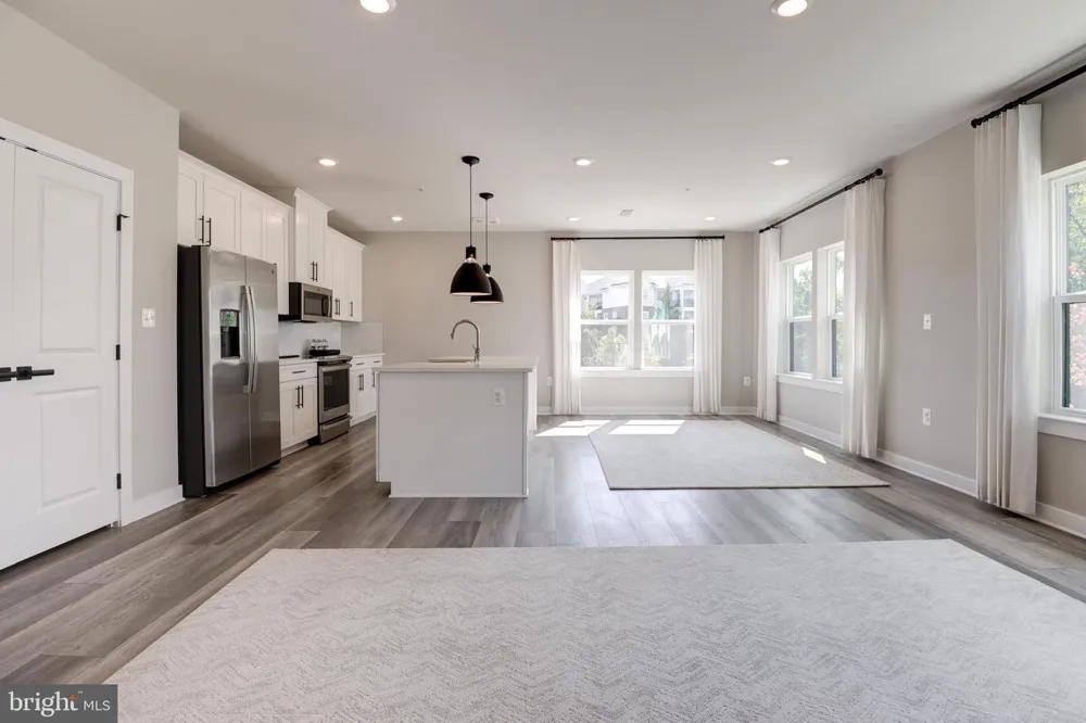 12875 MOSAIC PARK WAY #4-B Herndon, VA 20171